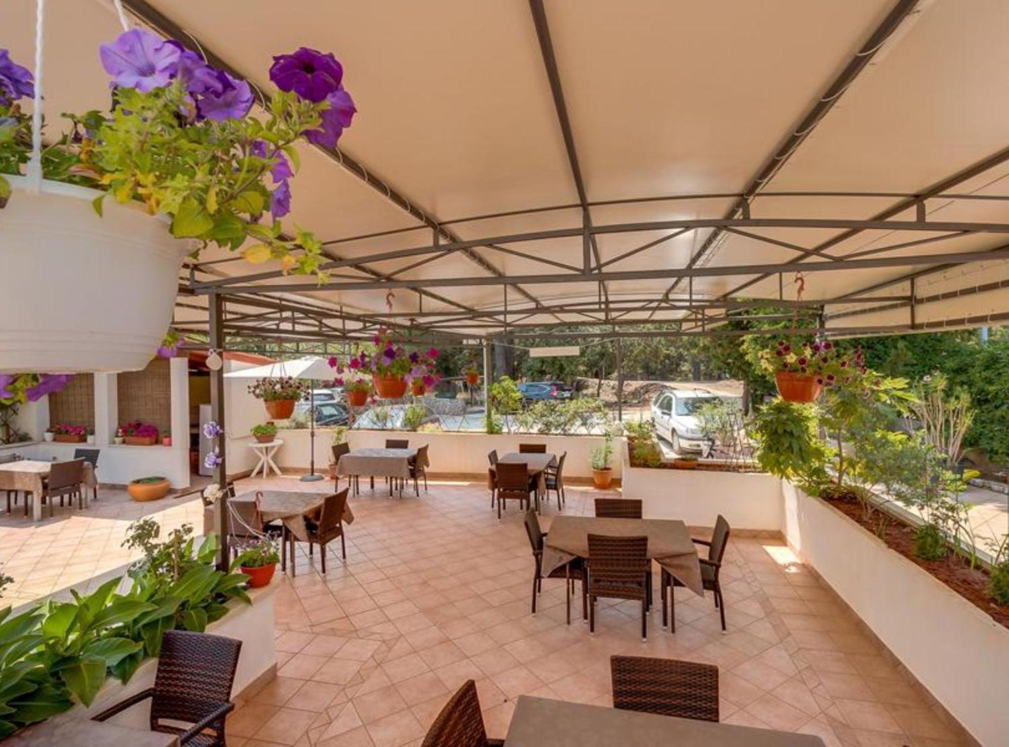 Pansion Belvedere Mali Lošinj Екстериор снимка